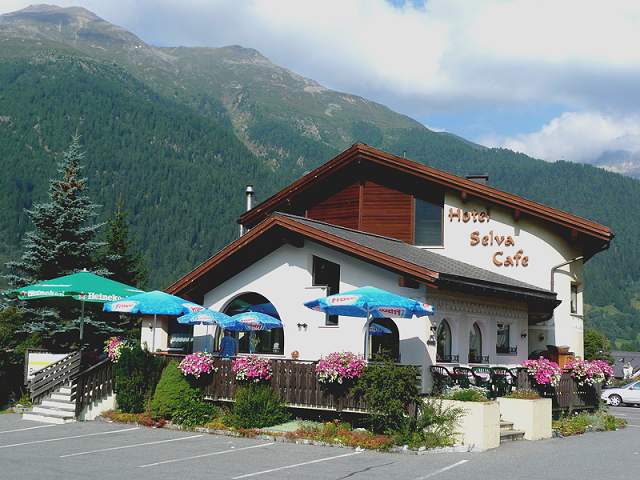 Hotel SELVA